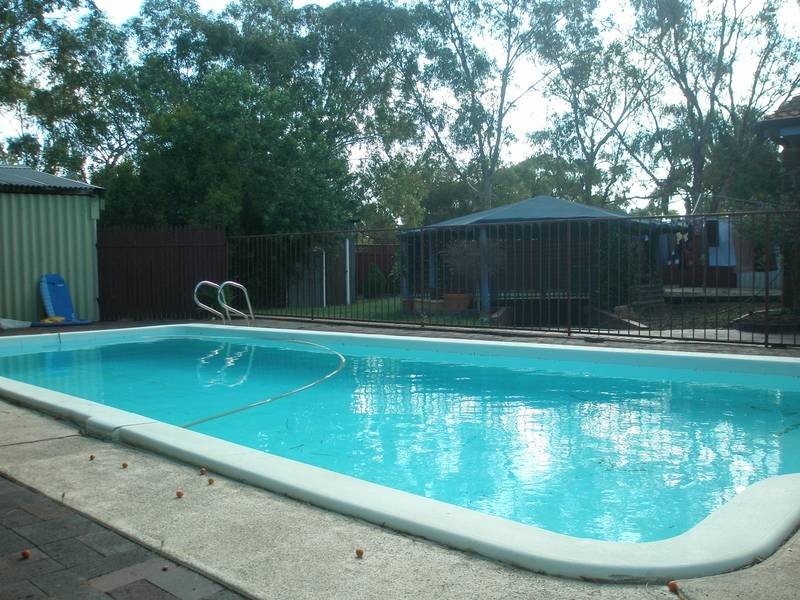 8 Gibbings Street, Northam WA 6401
