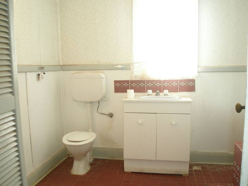 209 Chidlow Street, Northam WA 6401