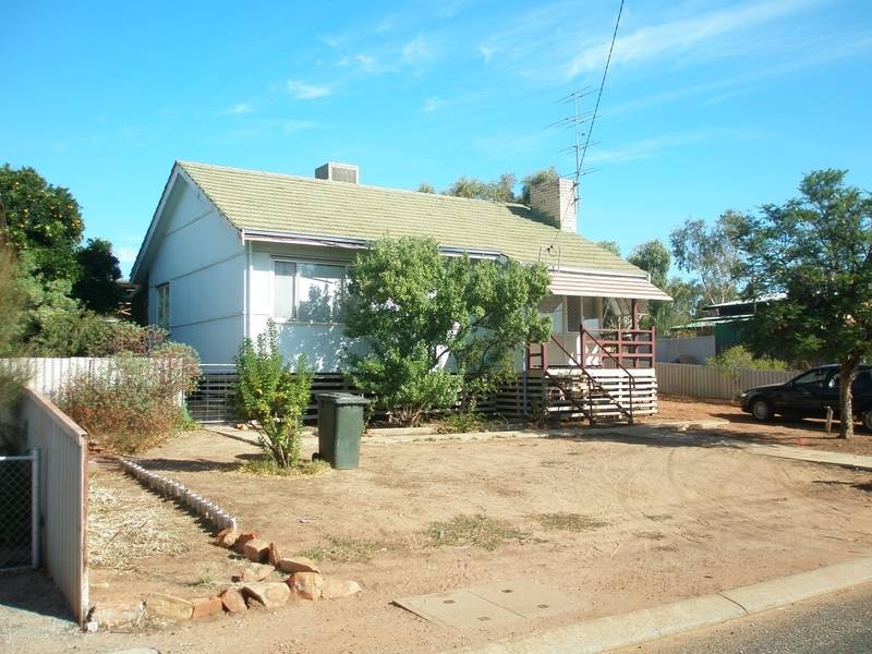 35 Lockyer Avenue, Northam WA 6401