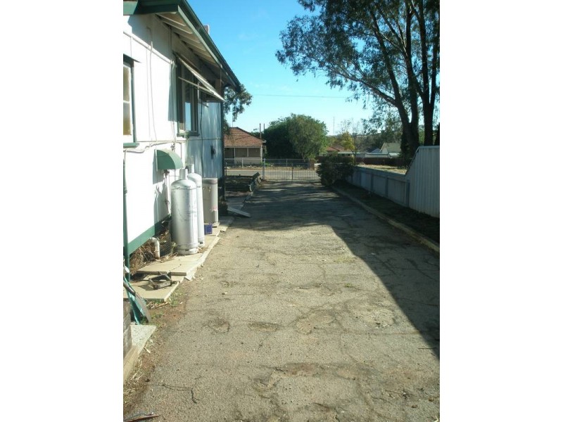 10 Walarat Road, Northam WA 6401