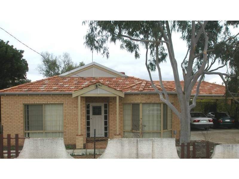 115 Throssell Street, Northam WA 6401