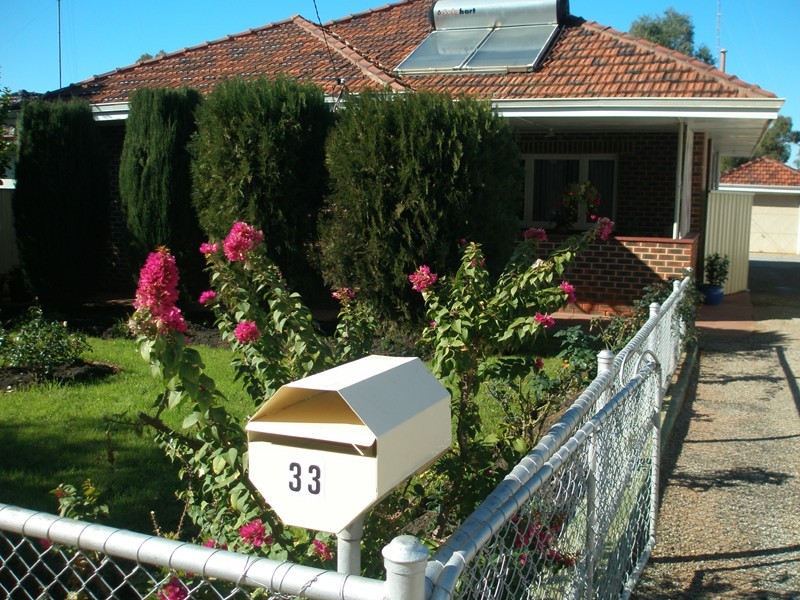 33 Kennedy Street, Northam WA 6401
