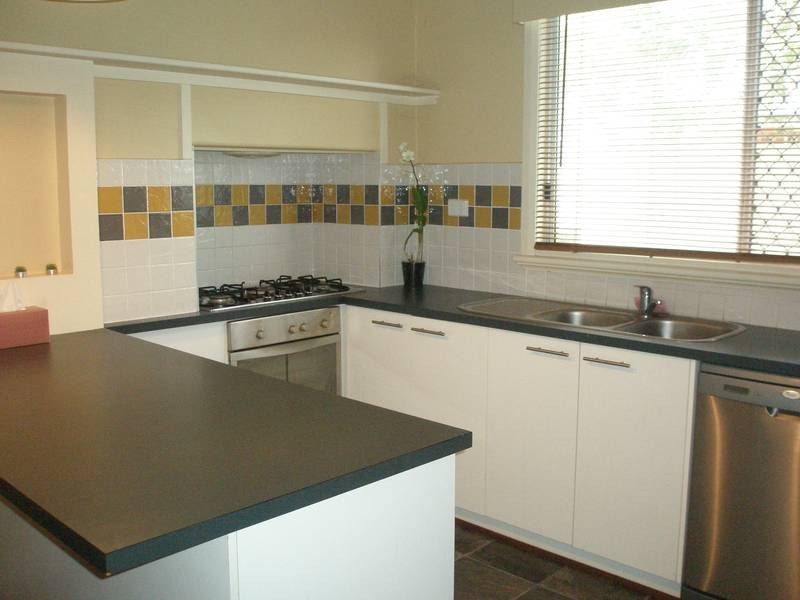 5 Clarke Street, Northam WA 6401