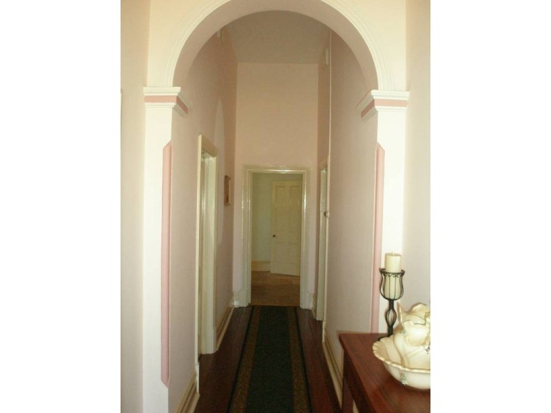 28 Newcastle Road, Northam WA 6401