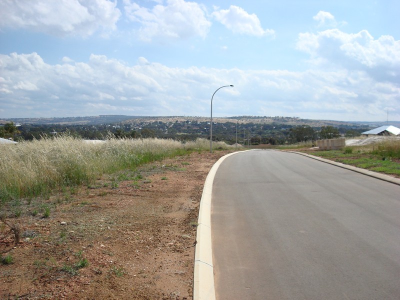 15 Golf Cresent, Northam WA 6401