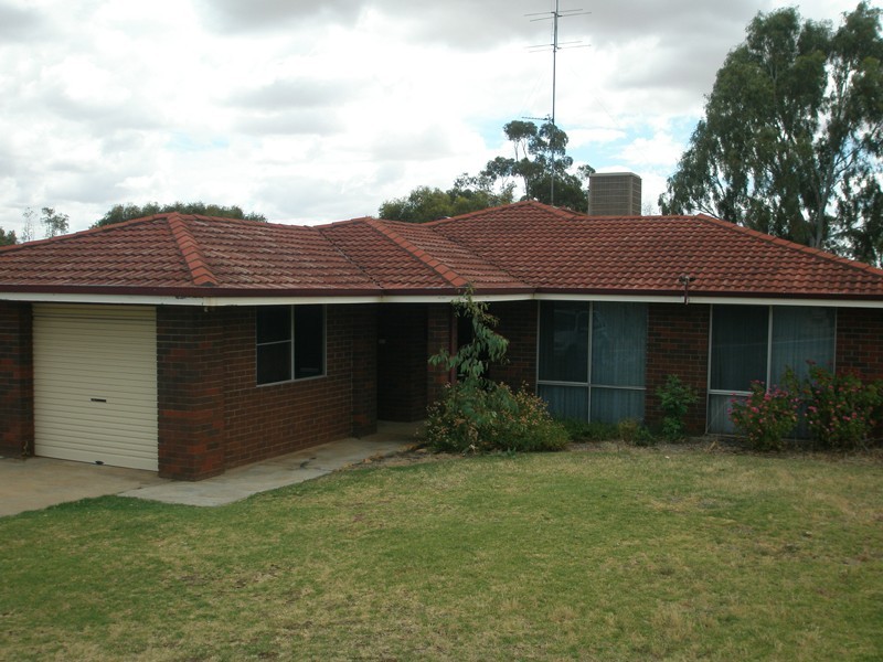 11 Freind Place, Northam WA 6401