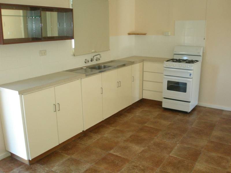 11 James street, Northam WA 6401