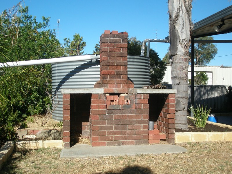 11 Gibbings Street, Northam WA 6401