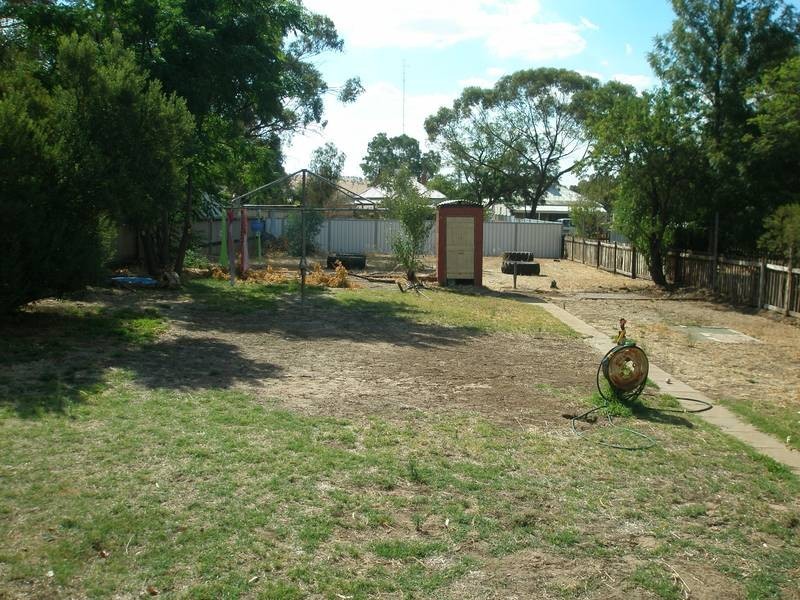 180 Chidlow Street, Northam WA 6401