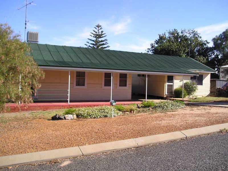 14 Tamplin Street, Northam WA 6401