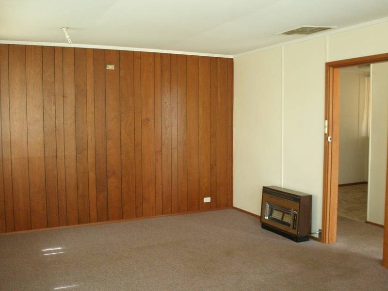 74 Throssell Street, Northam WA 6401