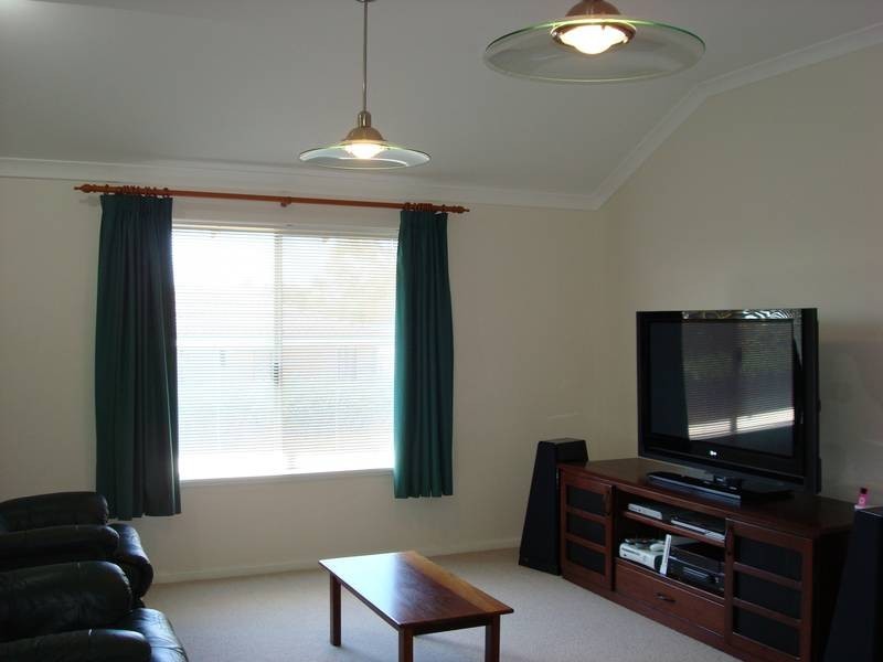 32 Roediger Drive, Northam WA 6401