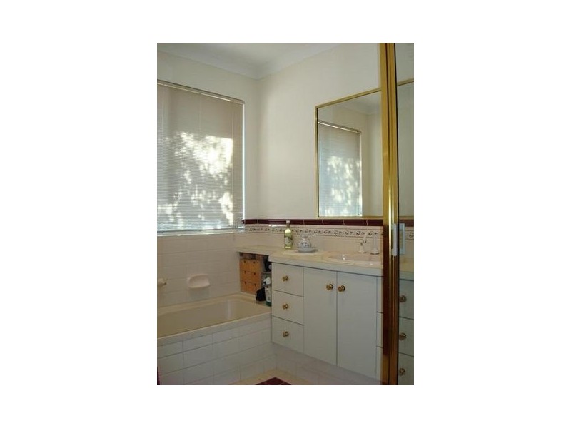 39 Roediger Drive, Northam WA 6401