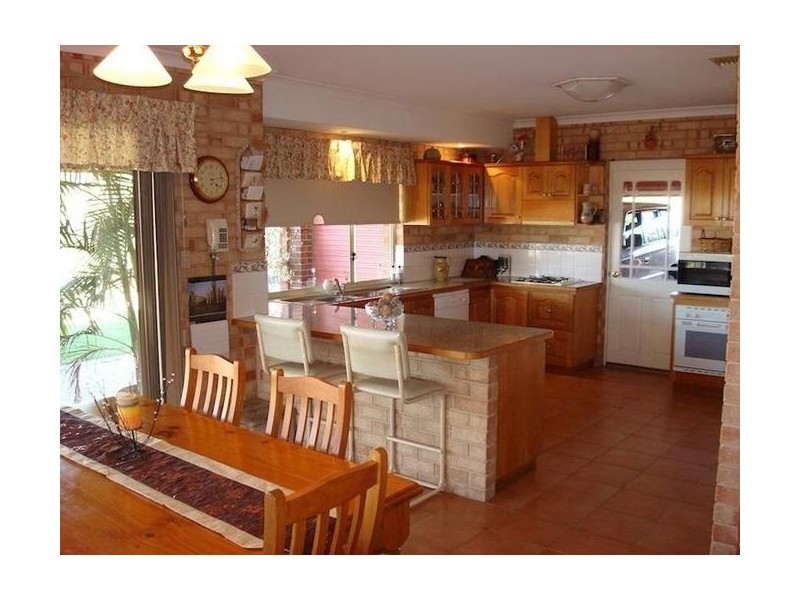 39 Roediger Drive, Northam WA 6401