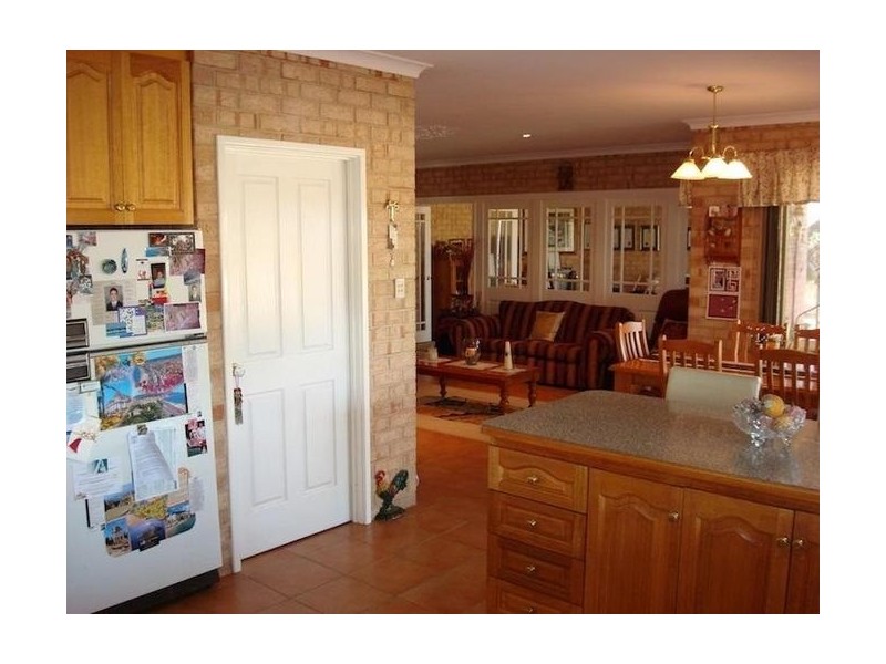 39 Roediger Drive, Northam WA 6401