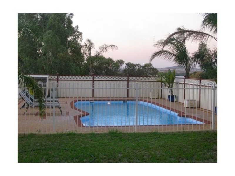 39 Roediger Drive, Northam WA 6401