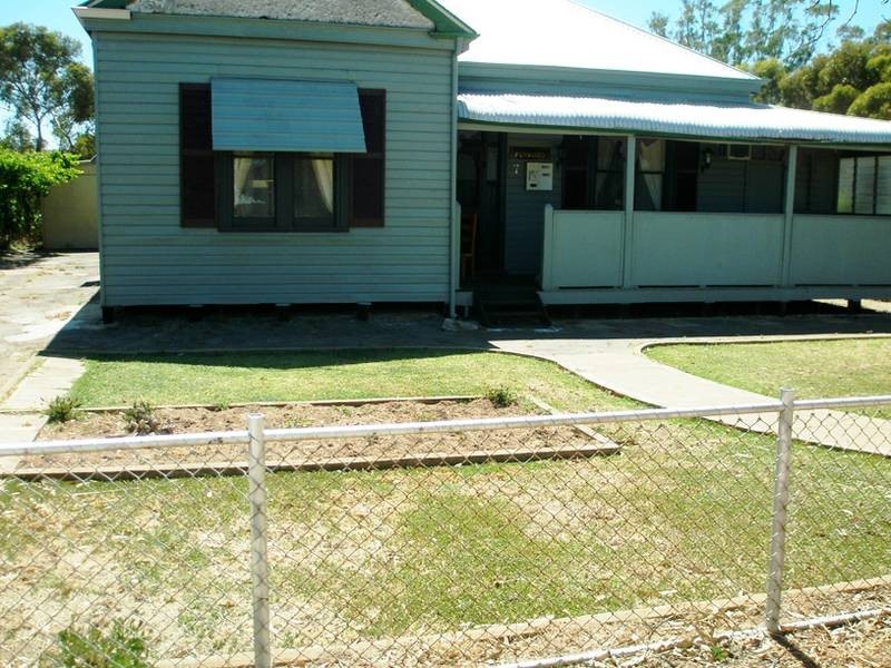7 Burn Street, Northam WA 6401