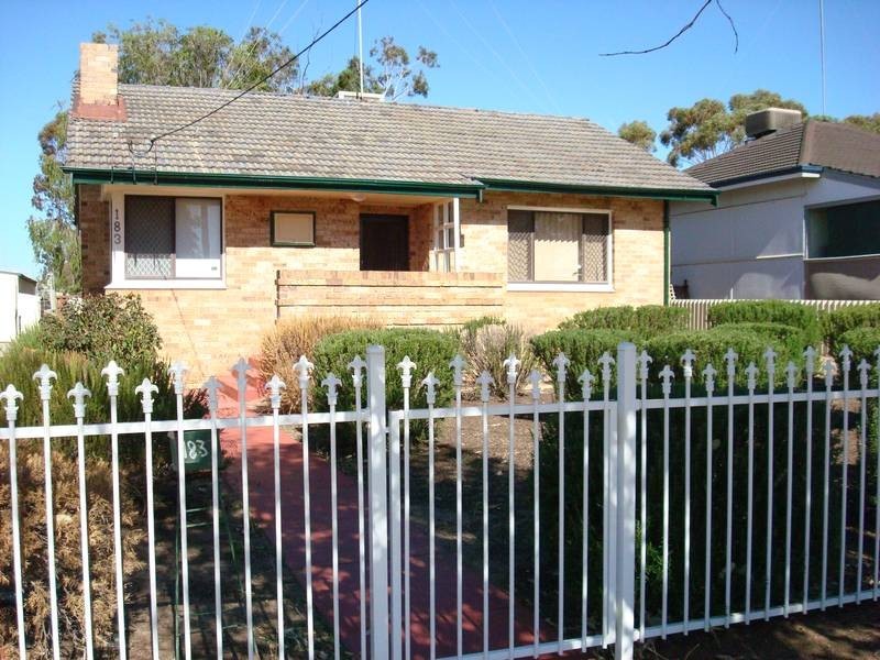 183 Duke Street, Northam WA 6401
