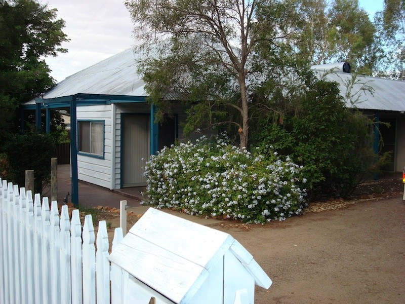 4 Stoke Avenue, Northam WA 6401