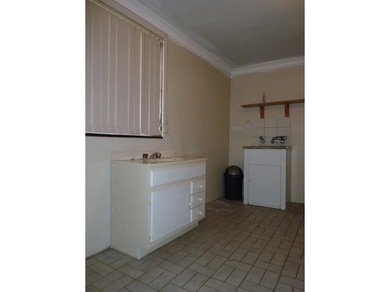 4 Stoke Avenue, Northam WA 6401