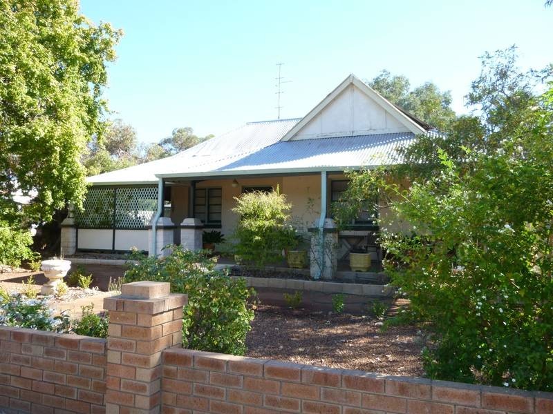 44 Broome Terrace, Northam WA 6401