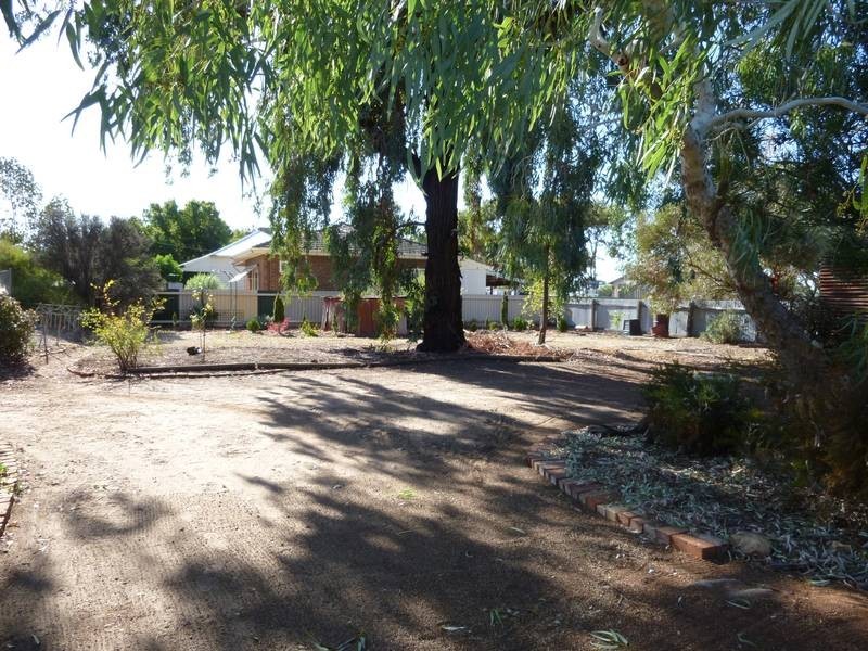 44 Broome Terrace, Northam WA 6401