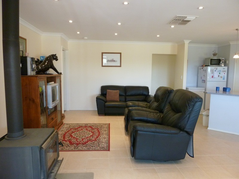 56 Katrine Road, Northam WA 6401