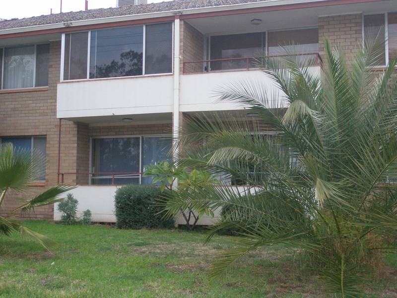 9/10 – 16 Chidlow Street, Northam WA 6401