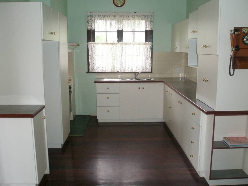 8 Uralia Terrace, Northam WA 6401