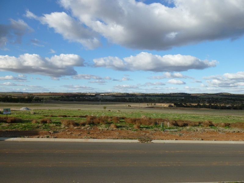 Lot 402, 10 Fairway Bend, Northam WA 6401