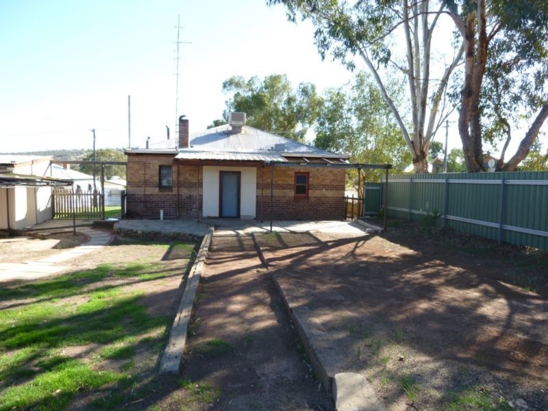 61 Lockyer Avenue, Northam WA 6401