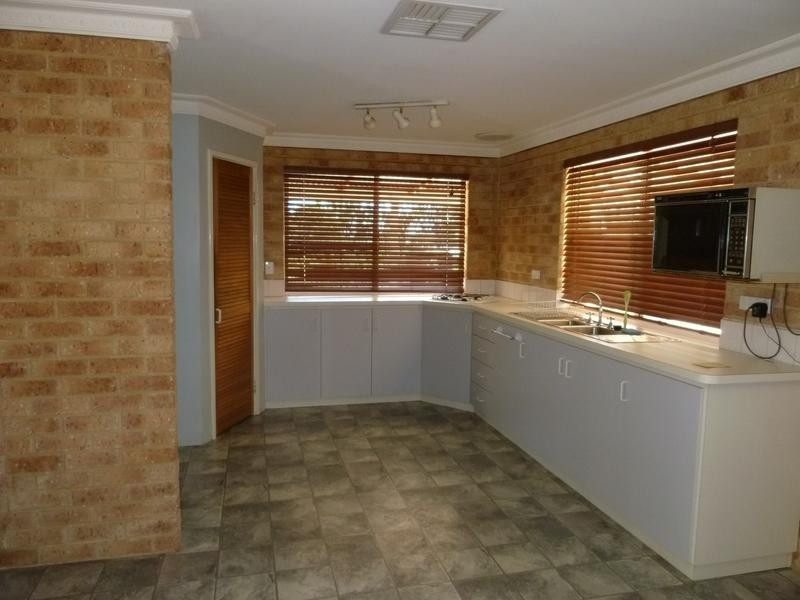 68 Byfield Street, Northam WA 6401