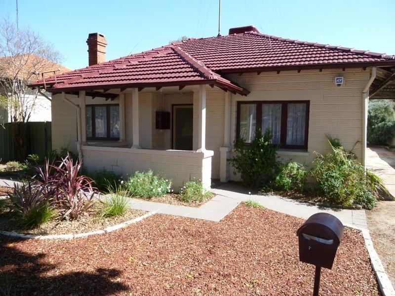 28 Forrest Street, Northam WA 6401