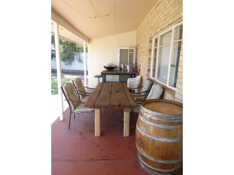 15 Christmass Street, Northam WA 6401