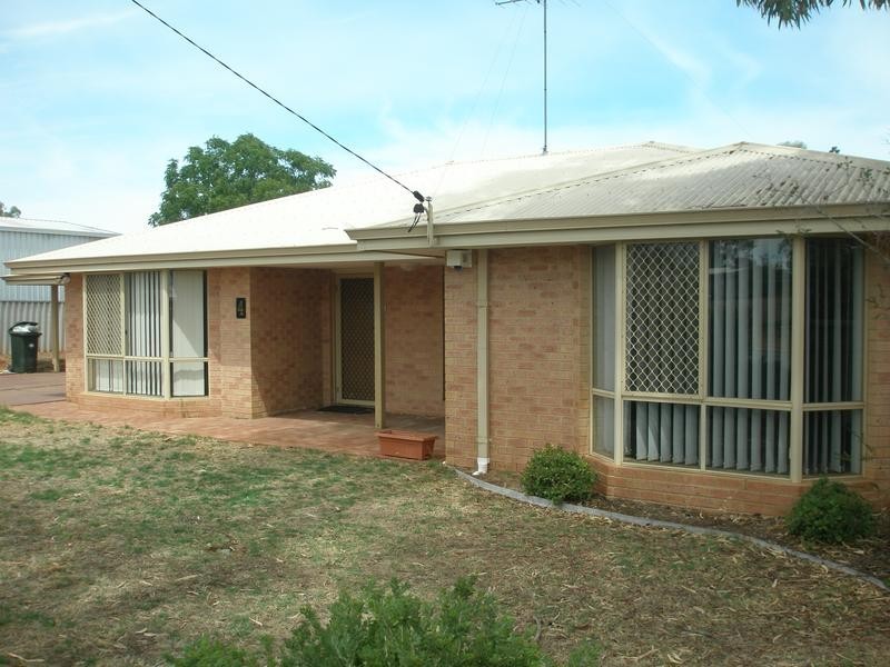 4 Prince Road, Northam WA 6401