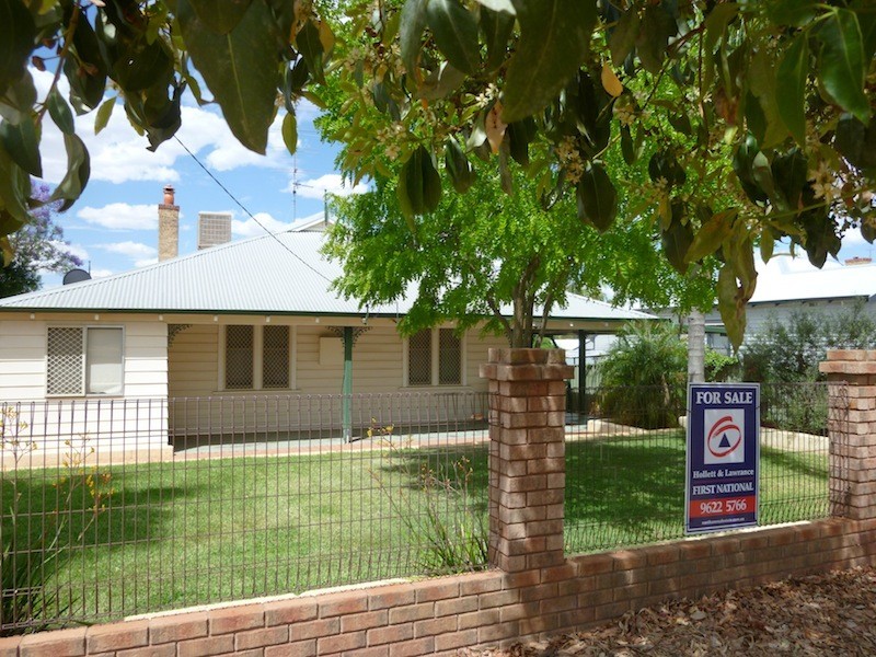 9 Fermoy Avenue, Northam WA 6401