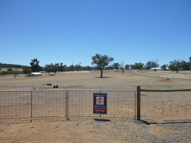 362 Glenmore Drive, Bakers Hill WA 6562