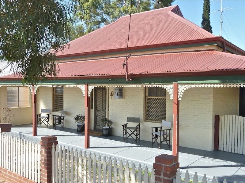 25 Gordon Street, Northam WA 6401