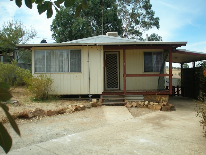 74 Throssell Street, Northam WA 6401