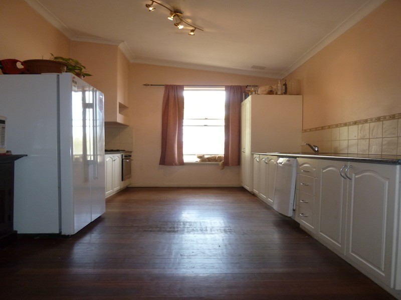 100 Chidlow Street, Northam WA 6401