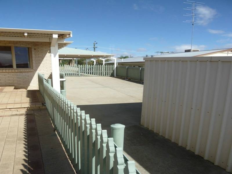 9 Killick Street, Northam WA 6401