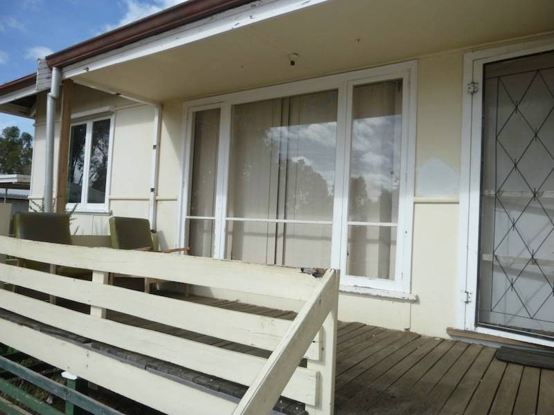 4 Walarat Road, Northam WA 6401