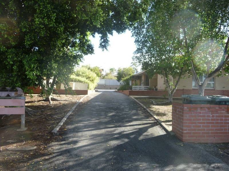 5 Thomson Street, Northam WA 6401