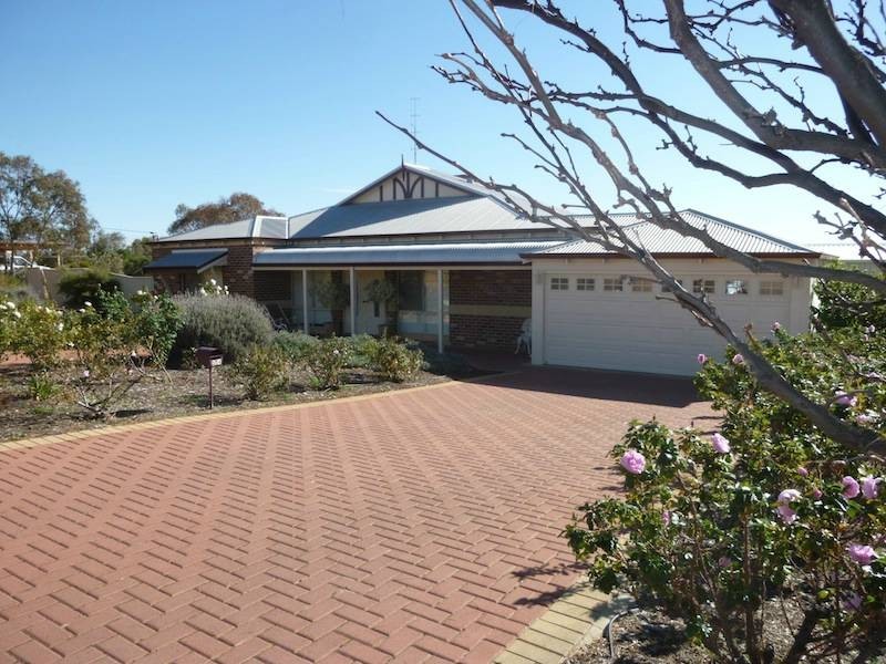 35 Roediger Drive, Northam WA 6401