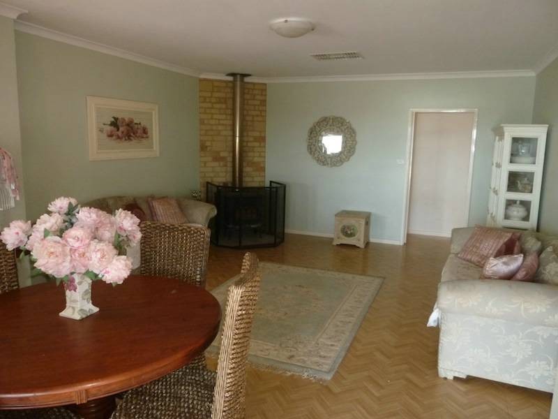 35 Roediger Drive, Northam WA 6401