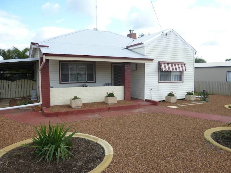 34 Gairdner Street, Northam WA 6401