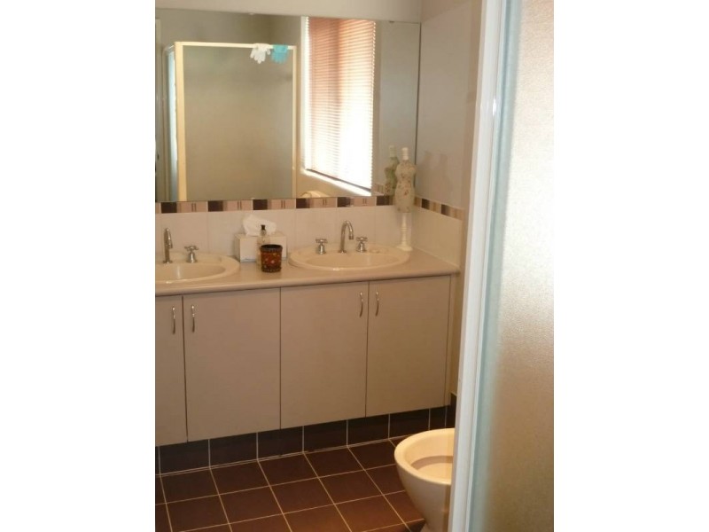 9 Birdie Place, Northam WA 6401