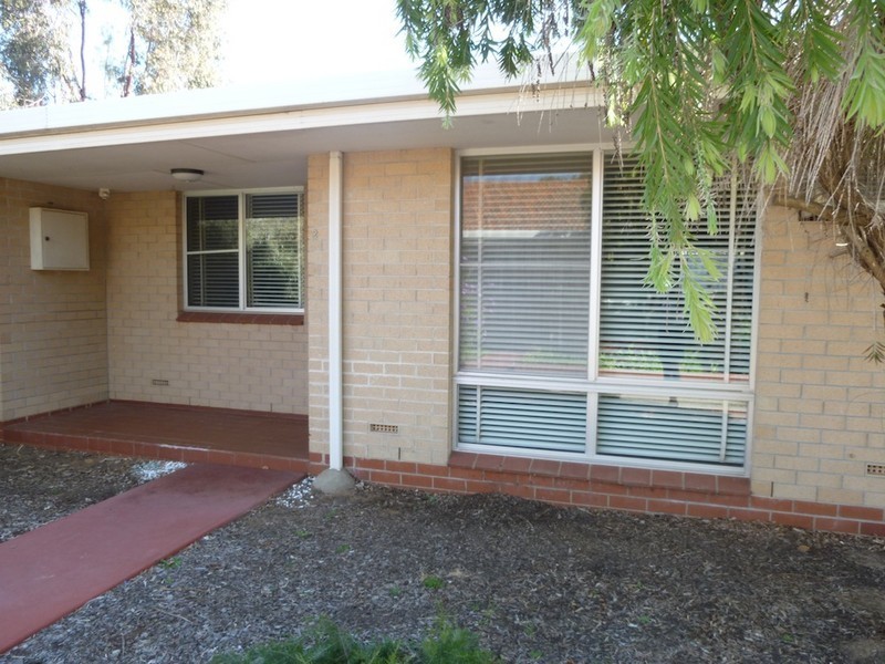 2/5 Thomson Street, Northam WA 6401