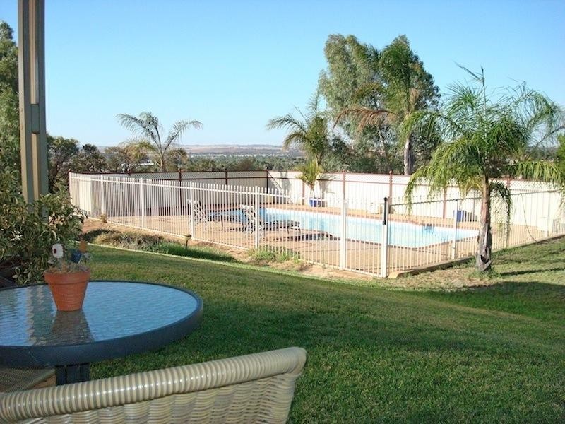 39 Roediger Drive, Northam WA 6401