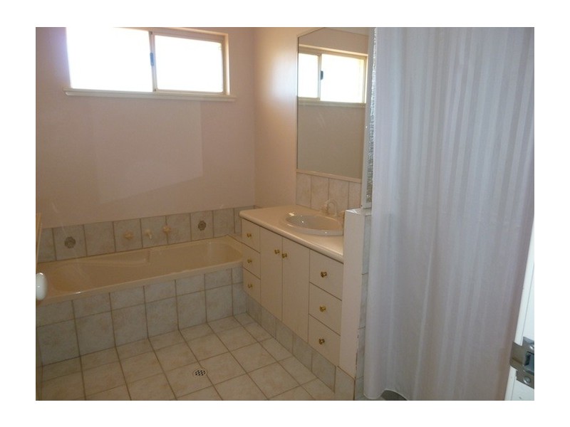 4 Hammond Place, Northam WA 6401